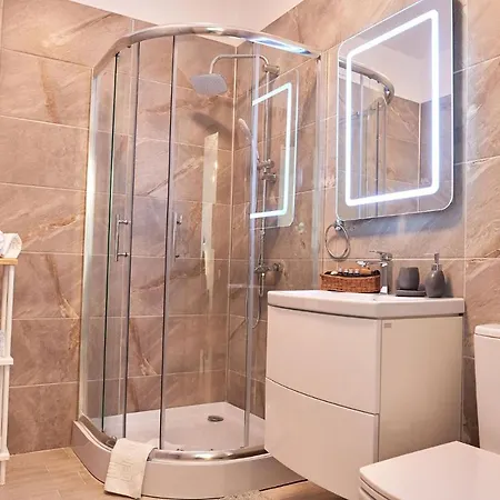 Vanilla Luxury N Pool Διαμέρισμα Năvodari