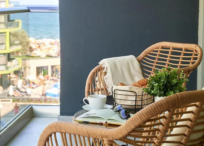 Vanilla Luxury N Pool * Năvodari