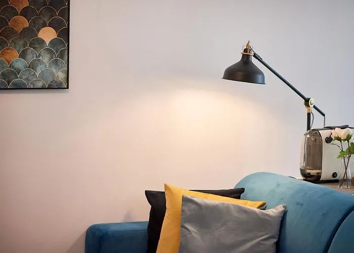 Vanilla Luxury N Pool