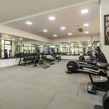 Vanilla Luxury N Pool * 那沃达利