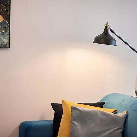 Vanilla Luxury N Pool