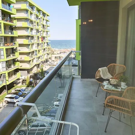 Vanilla Luxury N Pool Appartement Năvodari